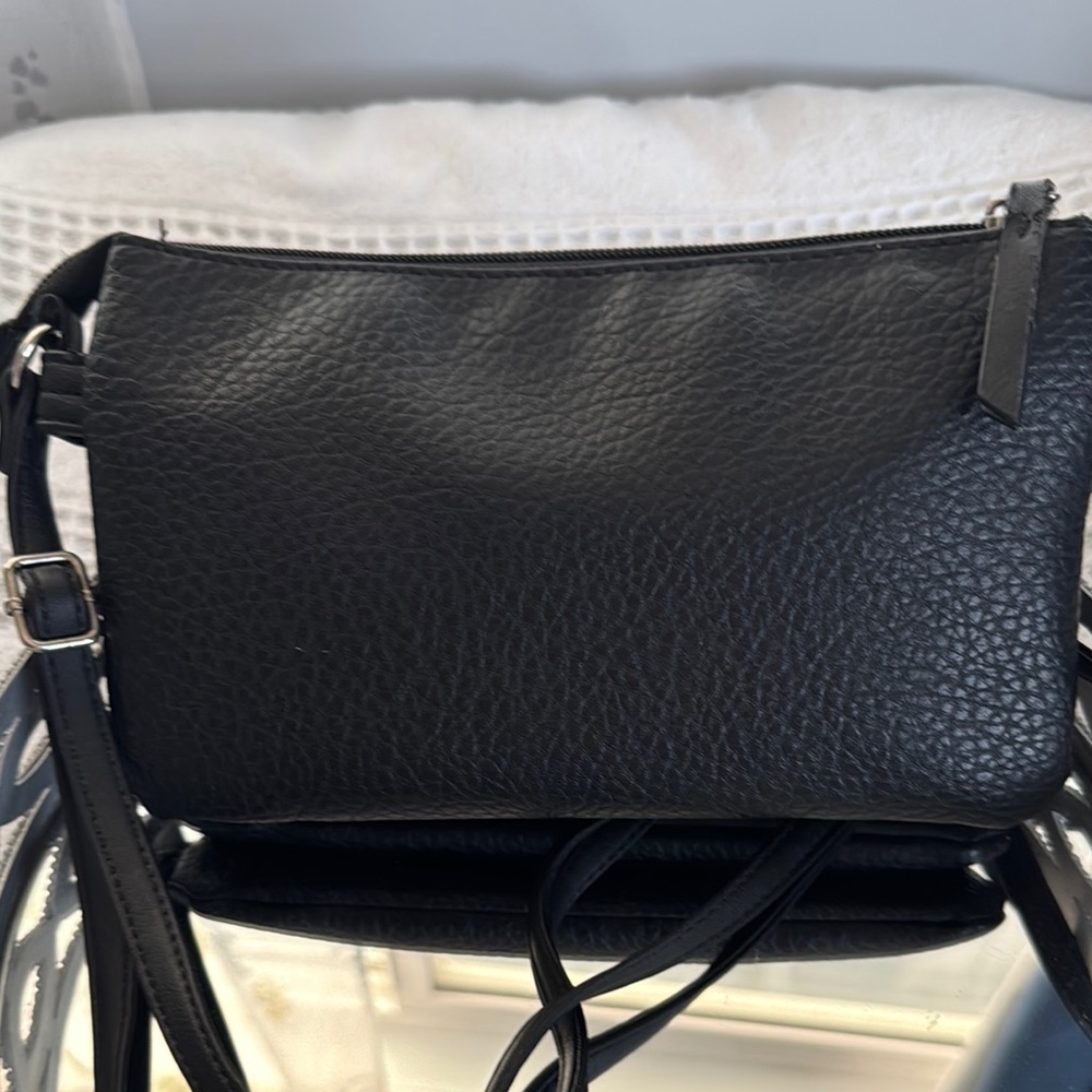 Rosetti Elegant Black Crossbody Bag - Picture 2 of 9